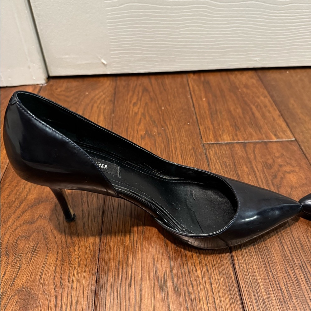 WHITE HOUSE BLACK MARKET Patent Leather Pumps Heels Midnight Blue 9.5 - Picture 7 of 15